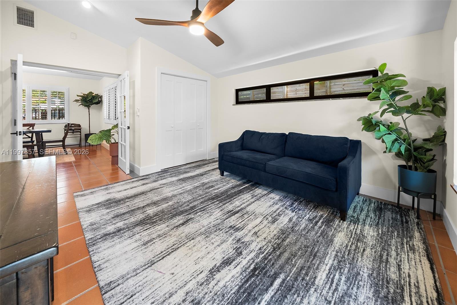 4046 El Prado Blvd Miami, FL 33133