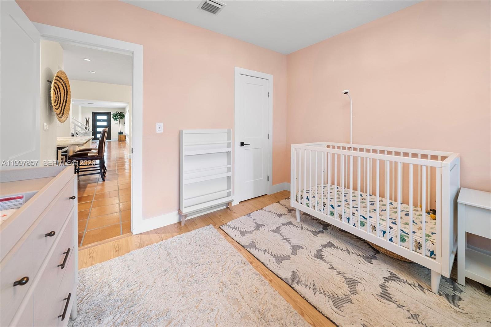 4046 El Prado Blvd Miami, FL 33133