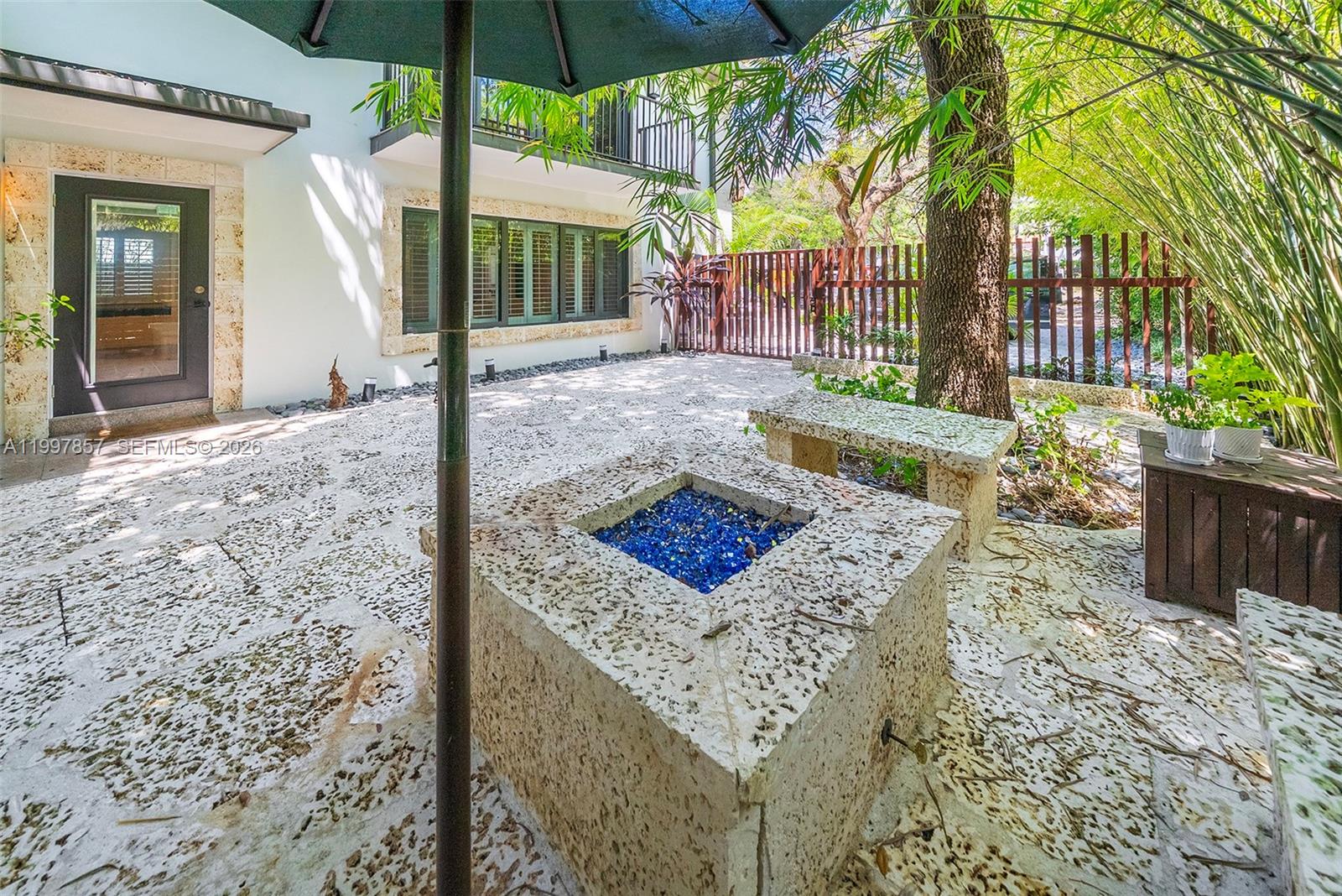 4046 El Prado Blvd Miami, FL 33133