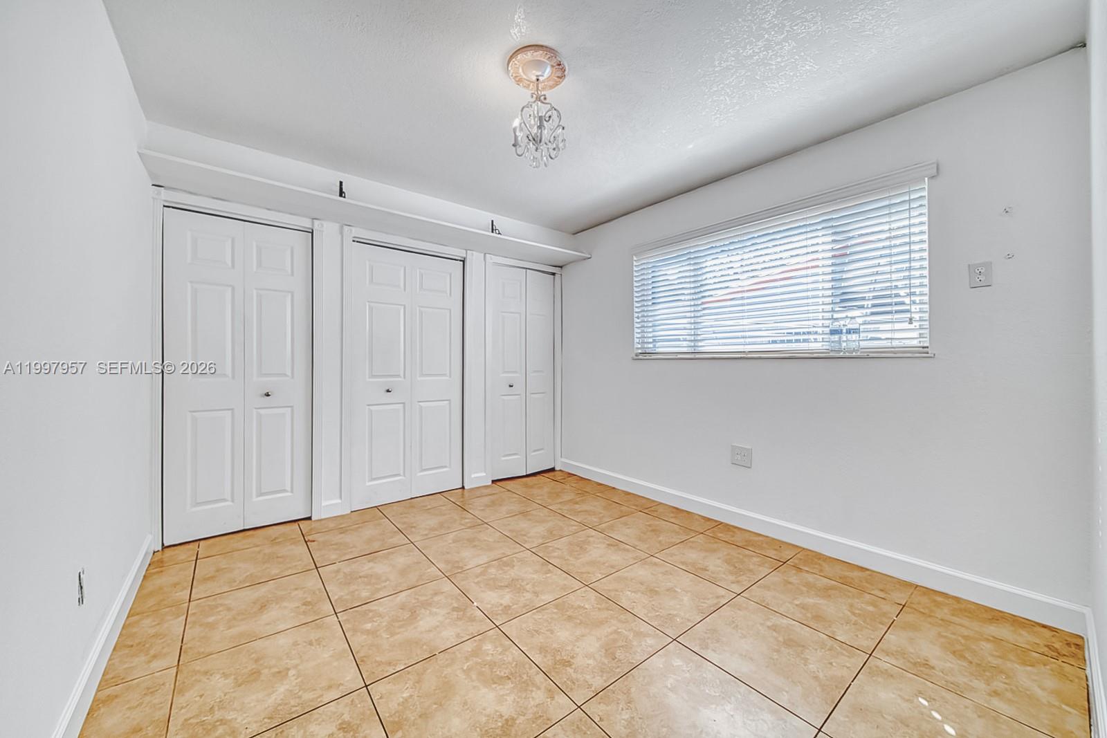 2171 SW 21st St Miami, FL 33145