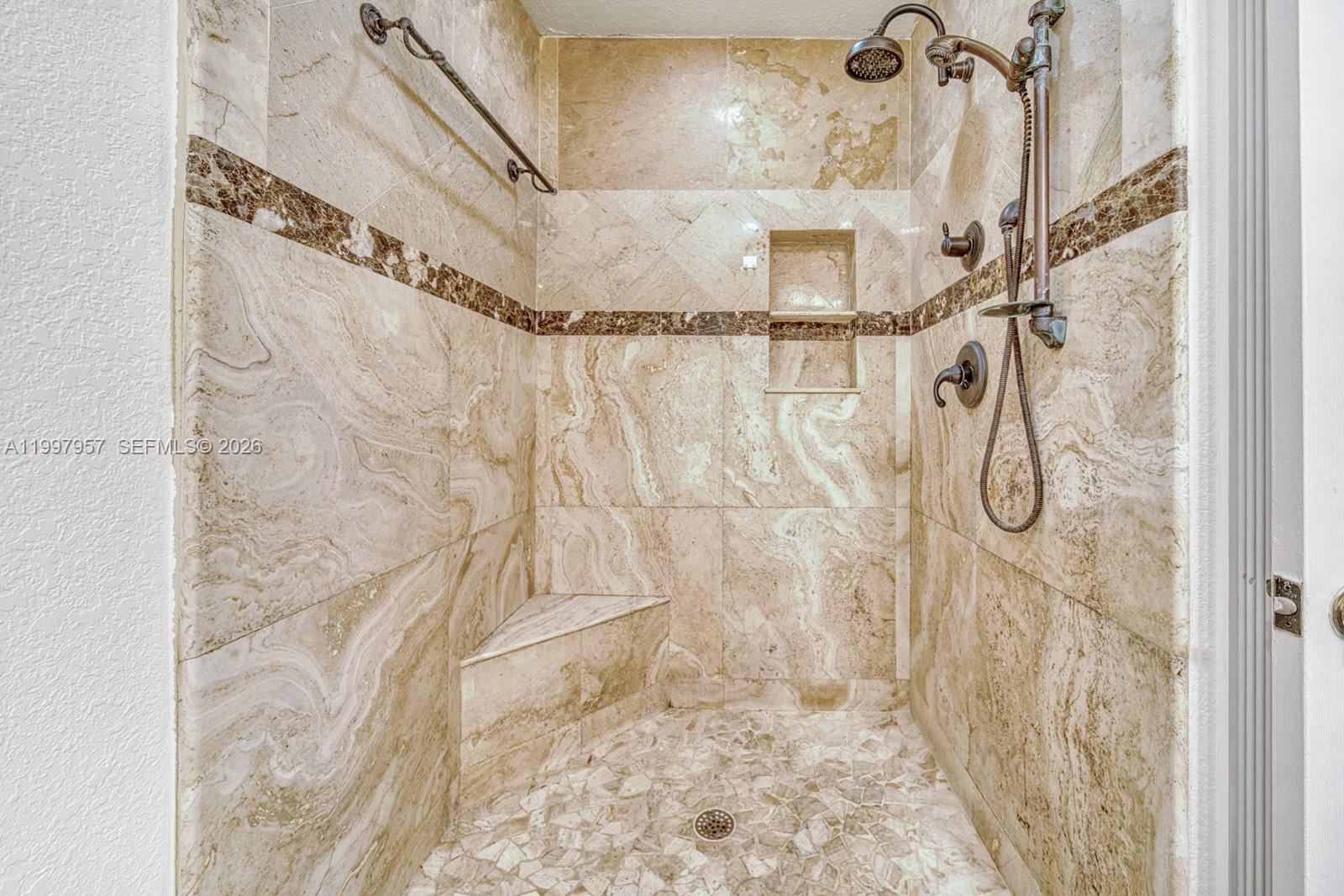 2171 SW 21st St Miami, FL 33145