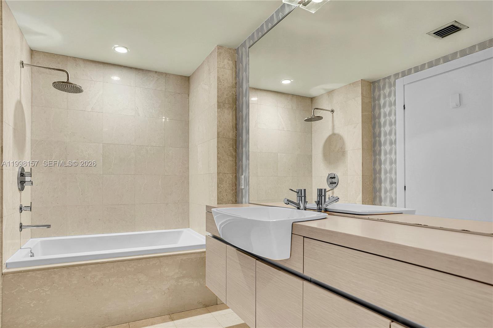 image Epic Residences23