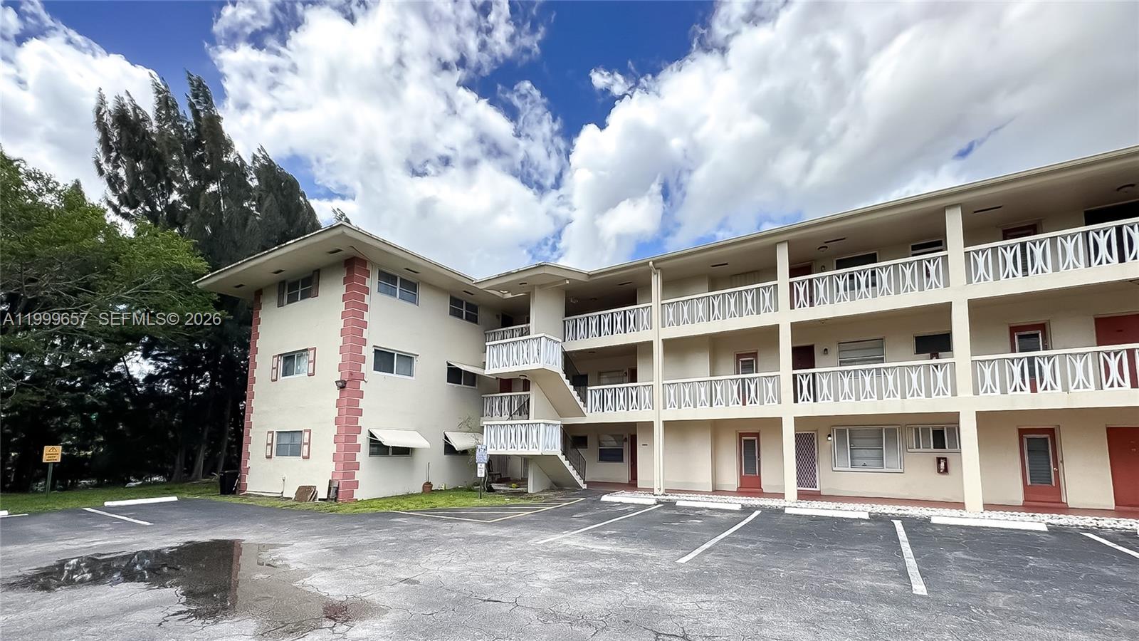 4770 NW 10th Ct #106