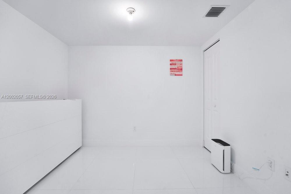 image Canvas Condo13