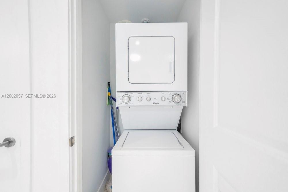 image Canvas Condo15