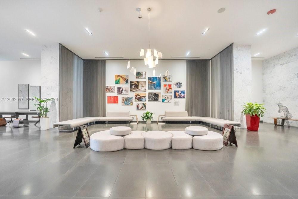 image Canvas Condo20