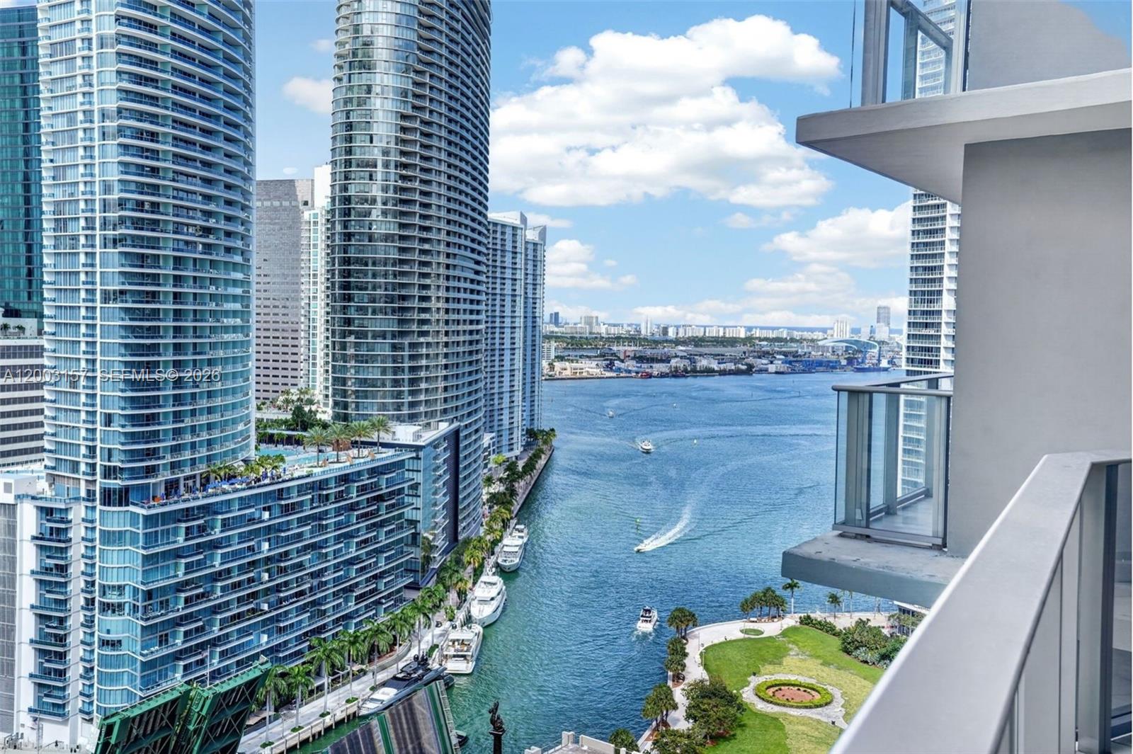 image Viceroy Brickell Residences0