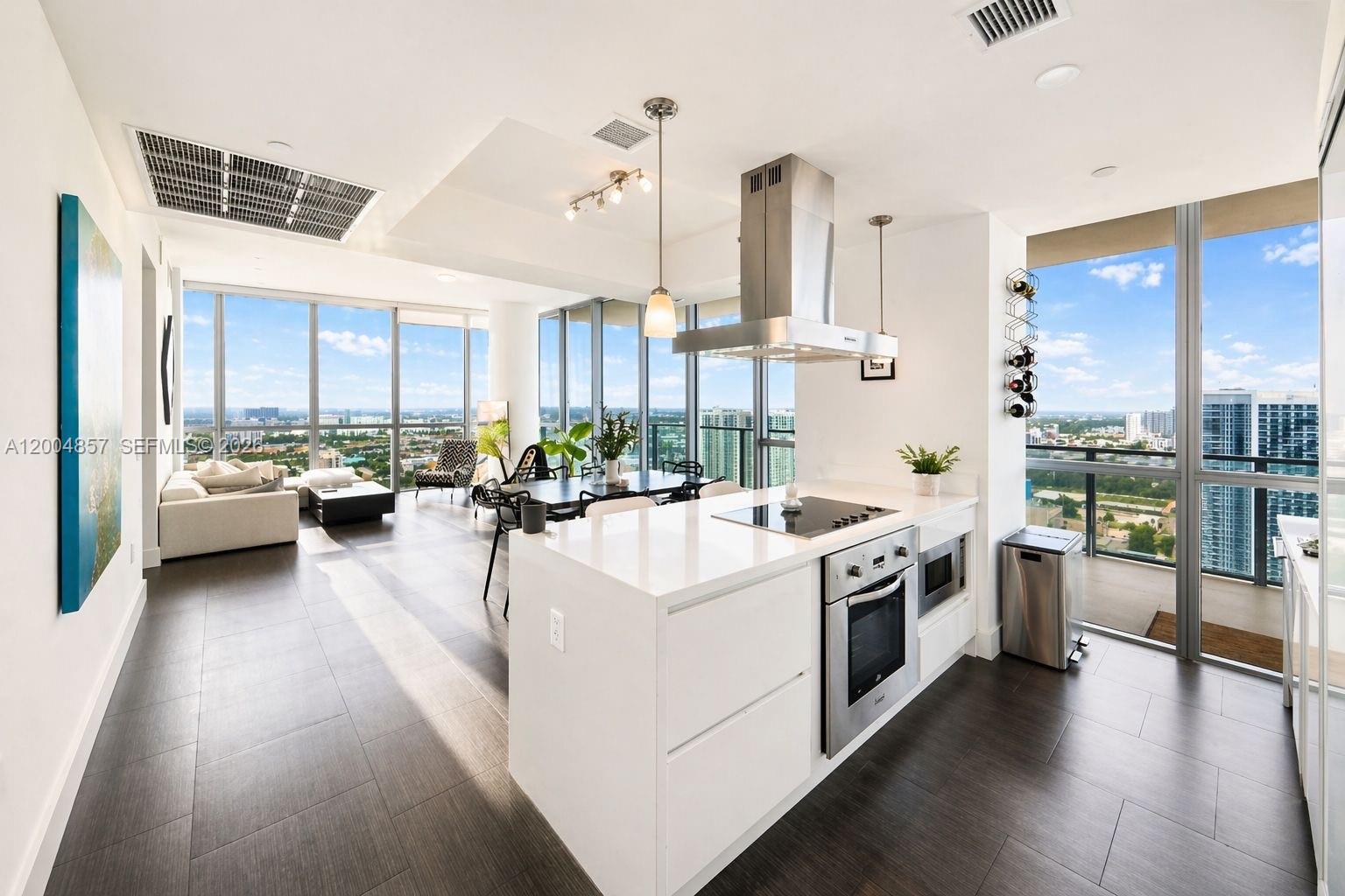 1100 Biscayne Blvd #3708 Miami, FL 33132