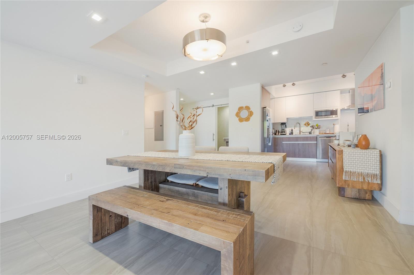 120 Salamanca Ave #2A Coral Gables, FL 33134