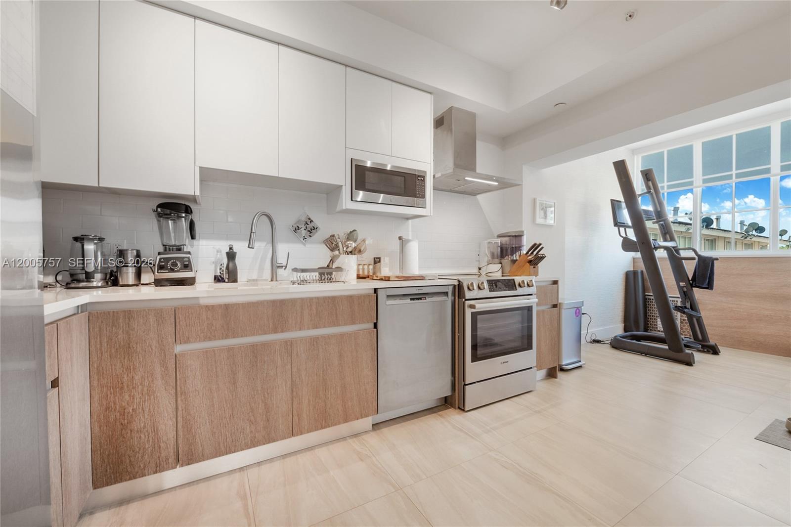 120 Salamanca Ave #2A Coral Gables, FL 33134