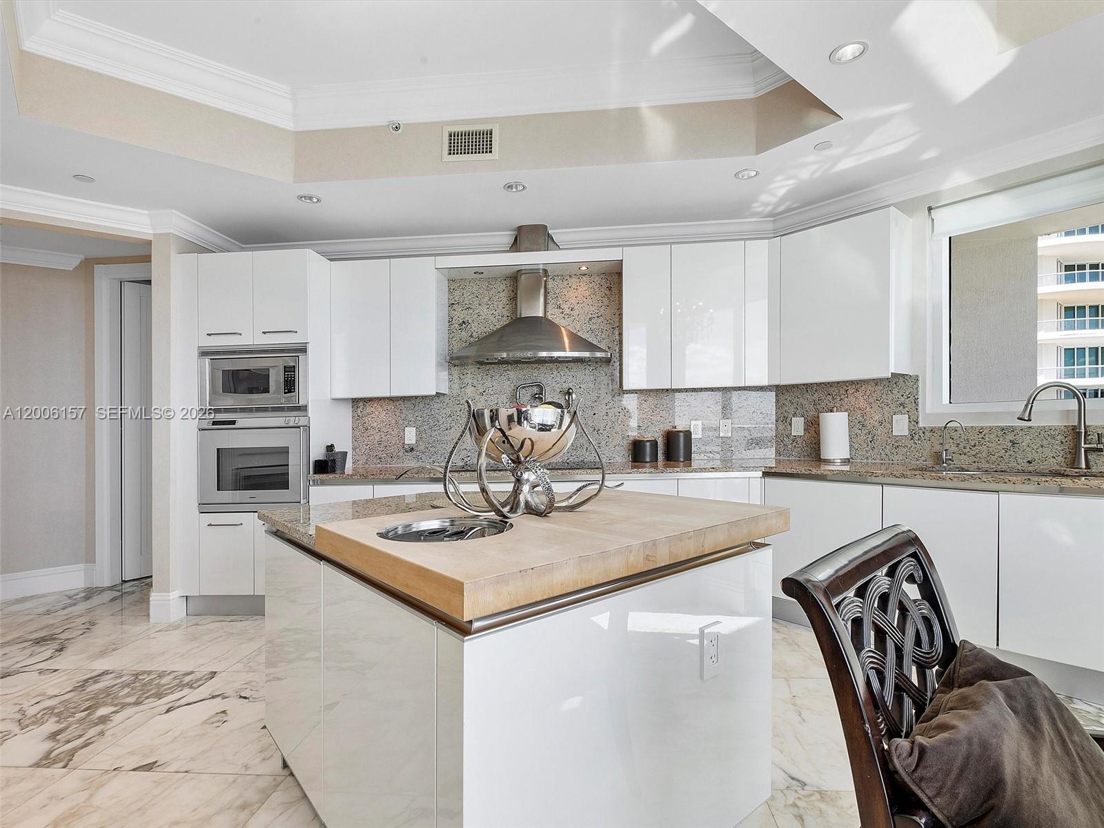 16047 Collins Ave #2602 Sunny Isles Beach, FL 33160