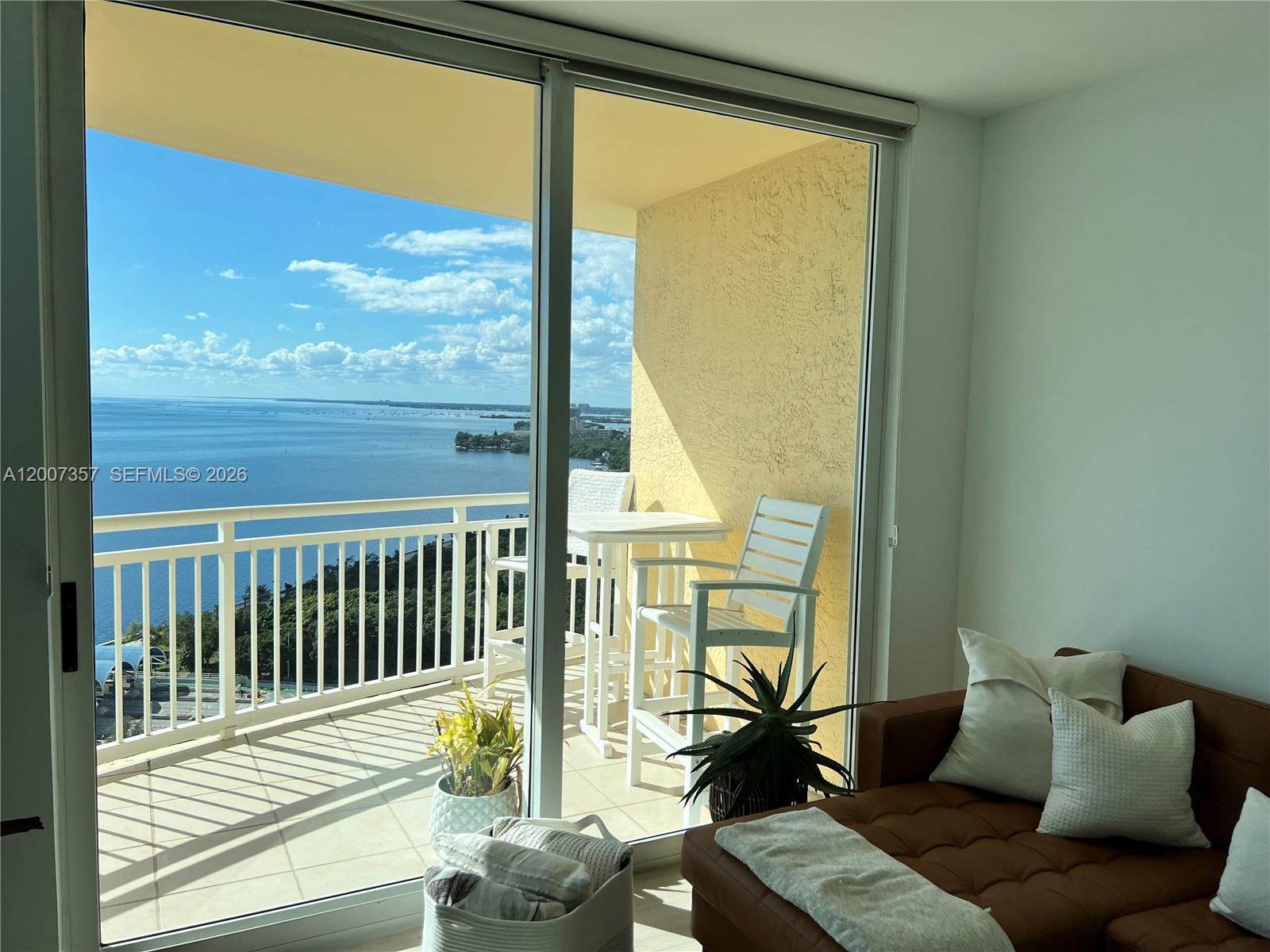 2475 Brickell Ave #2207