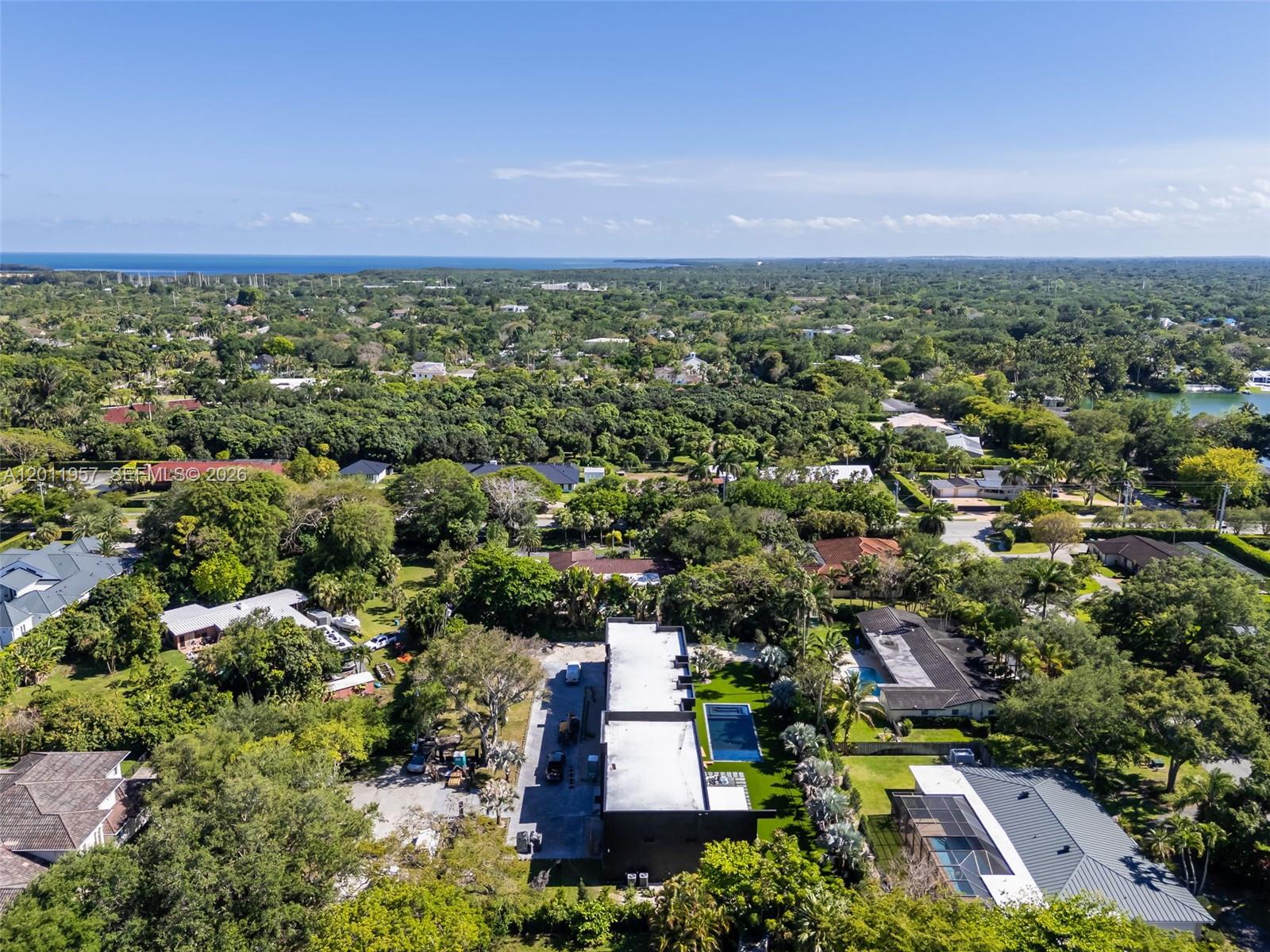 13500 SW 69th Ave Pinecrest, FL 33156