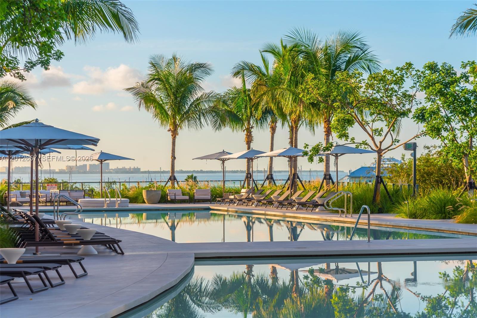 2831 S Bayshore Dr #707 Miami, FL 33133