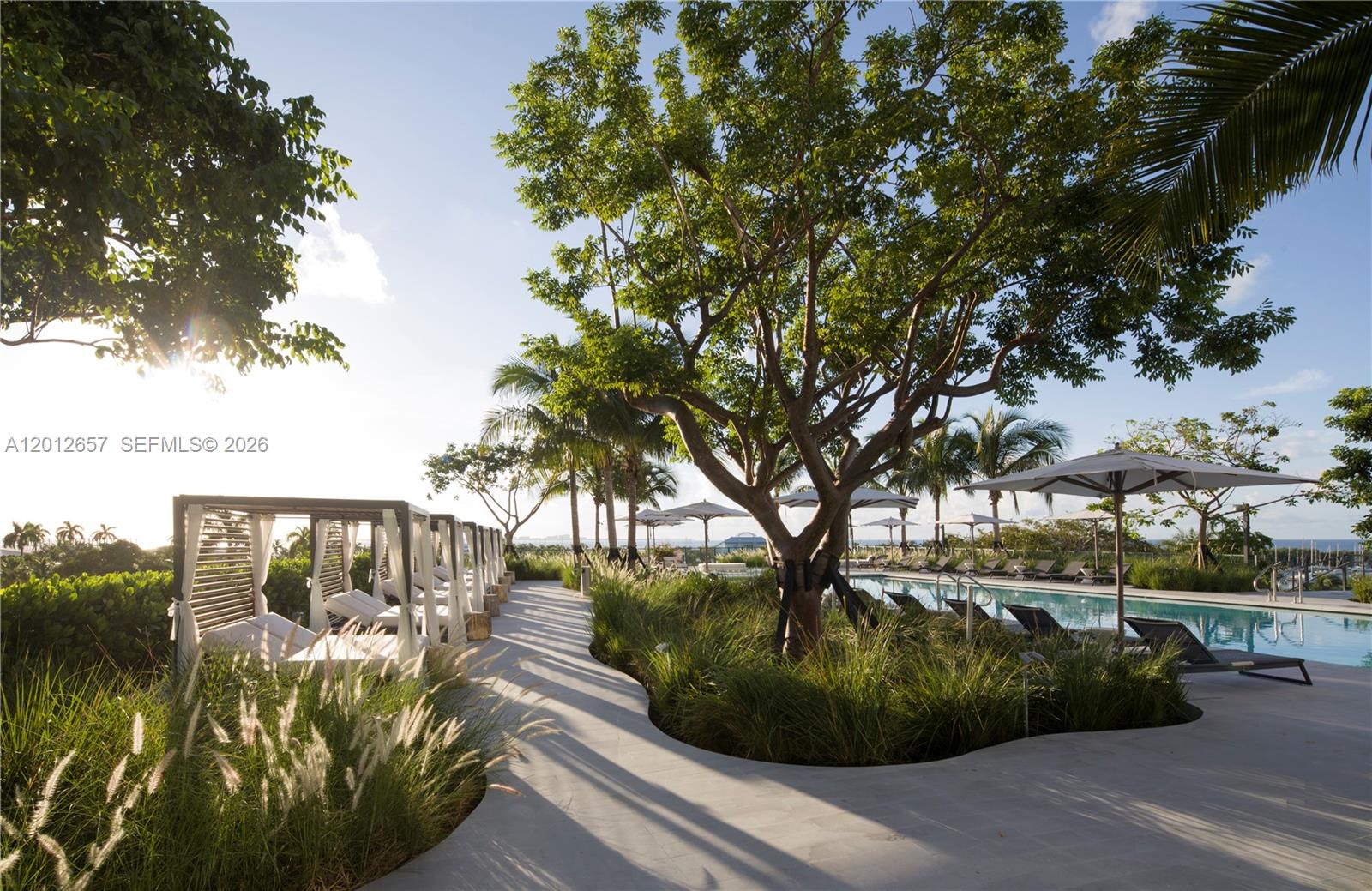 2831 S Bayshore Dr #707 Miami, FL 33133