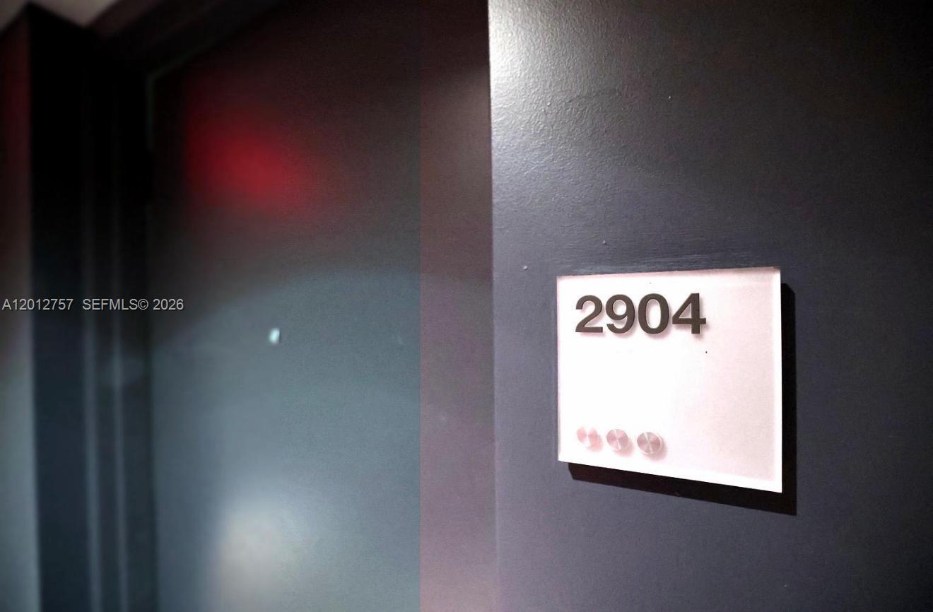 image 500 Brickell East14