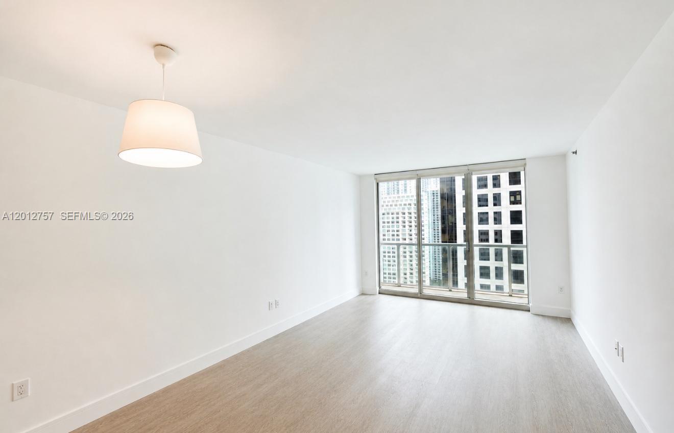 image 500 Brickell East6