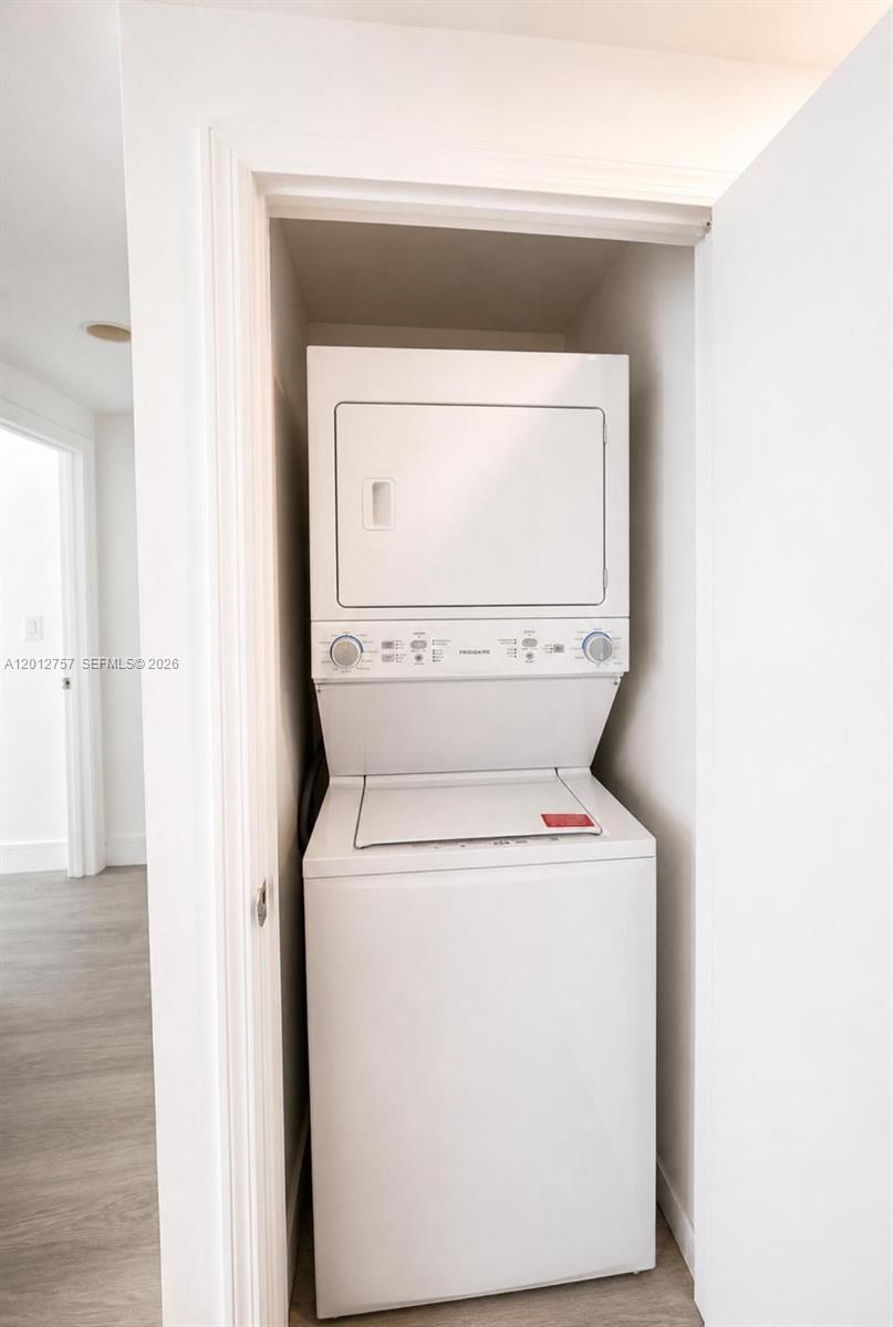 image 500 Brickell East8