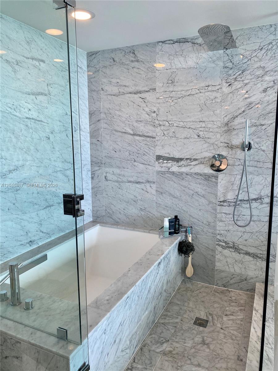 3131 NE 7th Ave #2801 Miami, FL 33137