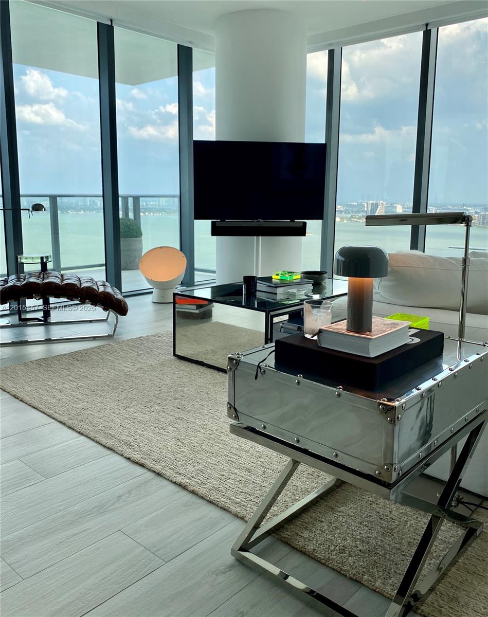 3131 NE 7th Ave #2801 Miami, FL 33137