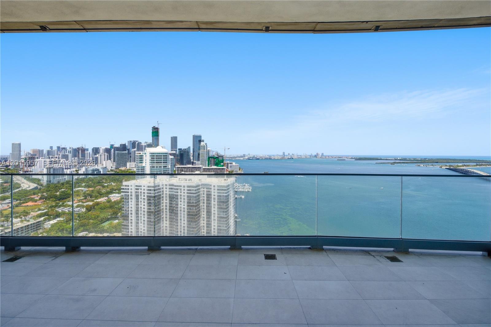 175 SE 25th Rd #3104 Miami, FL 33129