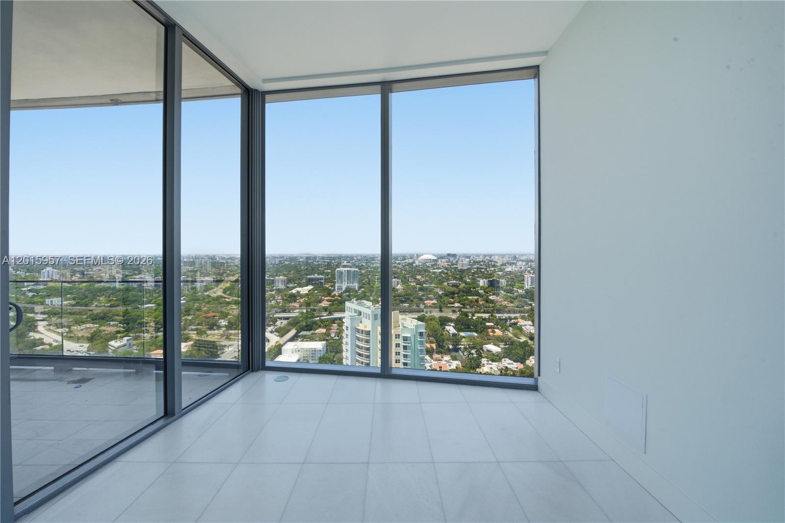 175 SE 25th Rd #3104 Miami, FL 33129