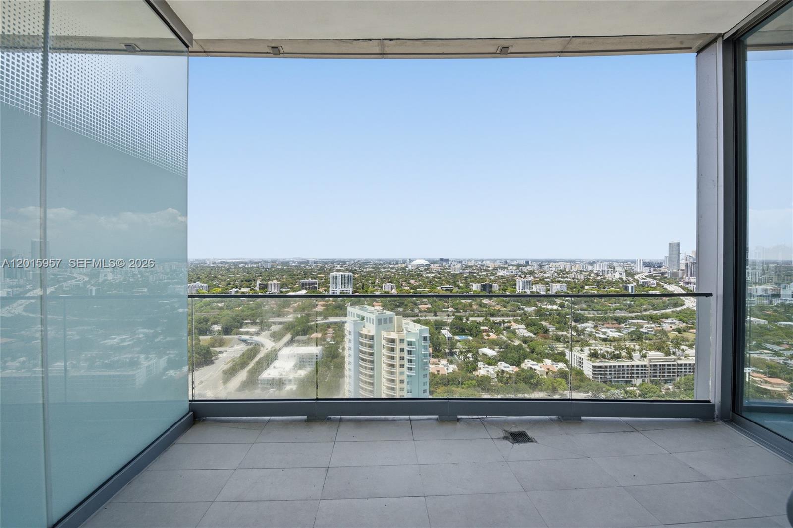 175 SE 25th Rd #3104 Miami, FL 33129