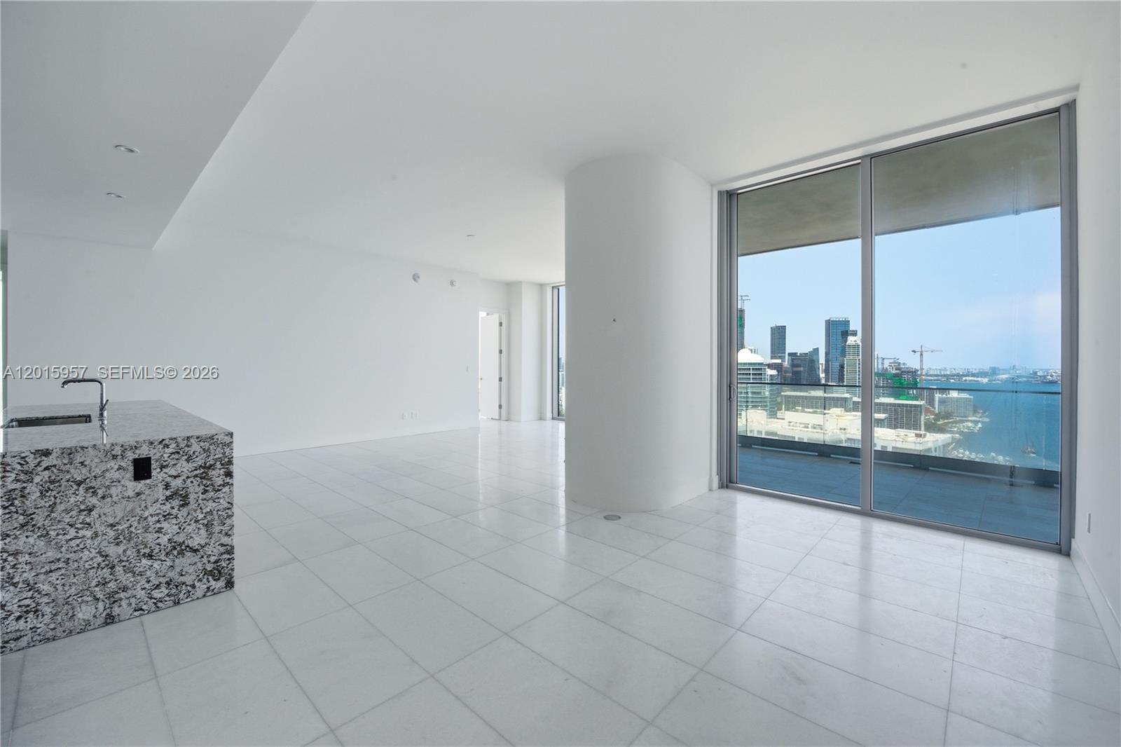 175 SE 25th Rd #3104 Miami, FL 33129
