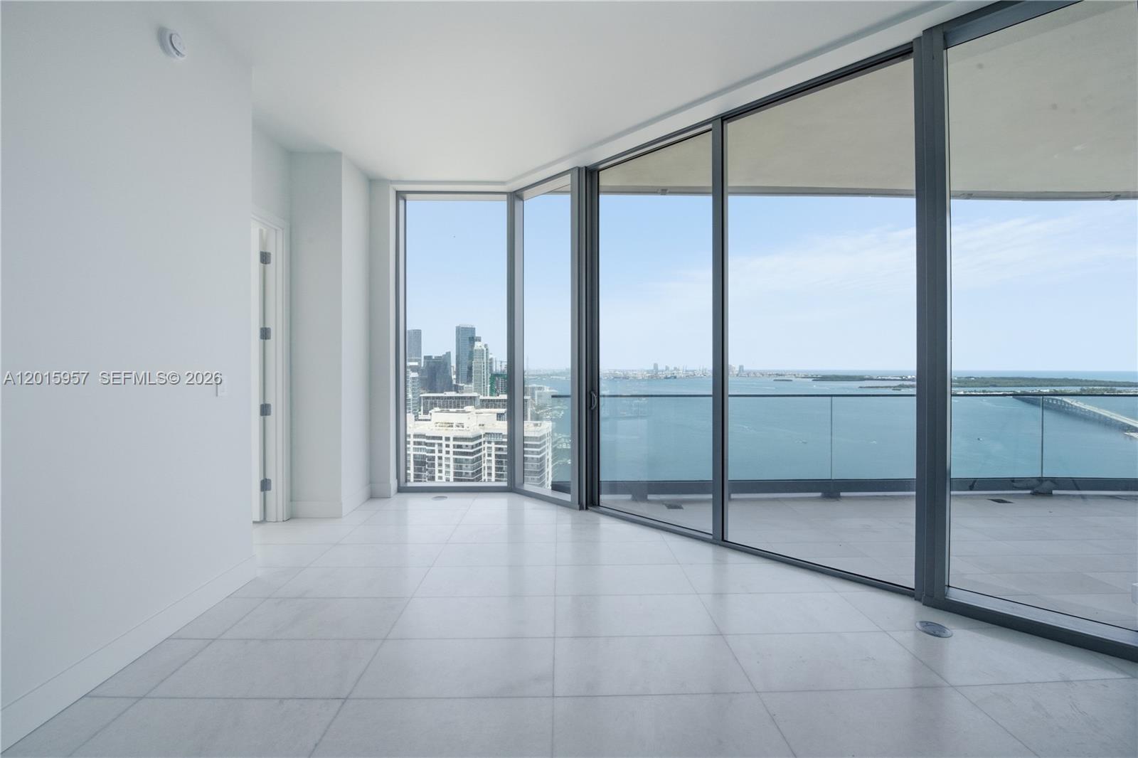 175 SE 25th Rd #3104 Miami, FL 33129