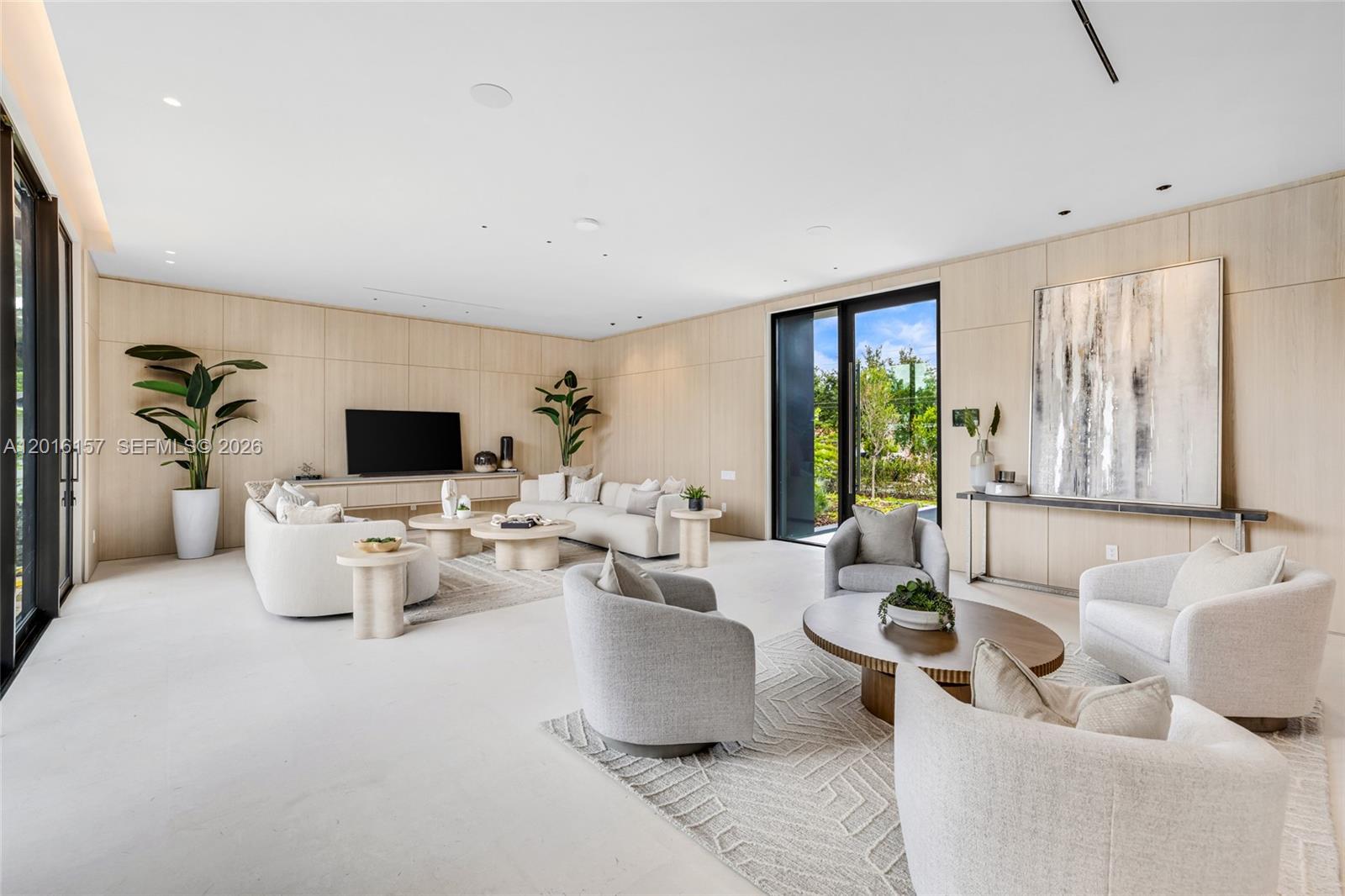 4550 N Jefferson Ave Miami Beach, FL 33140
