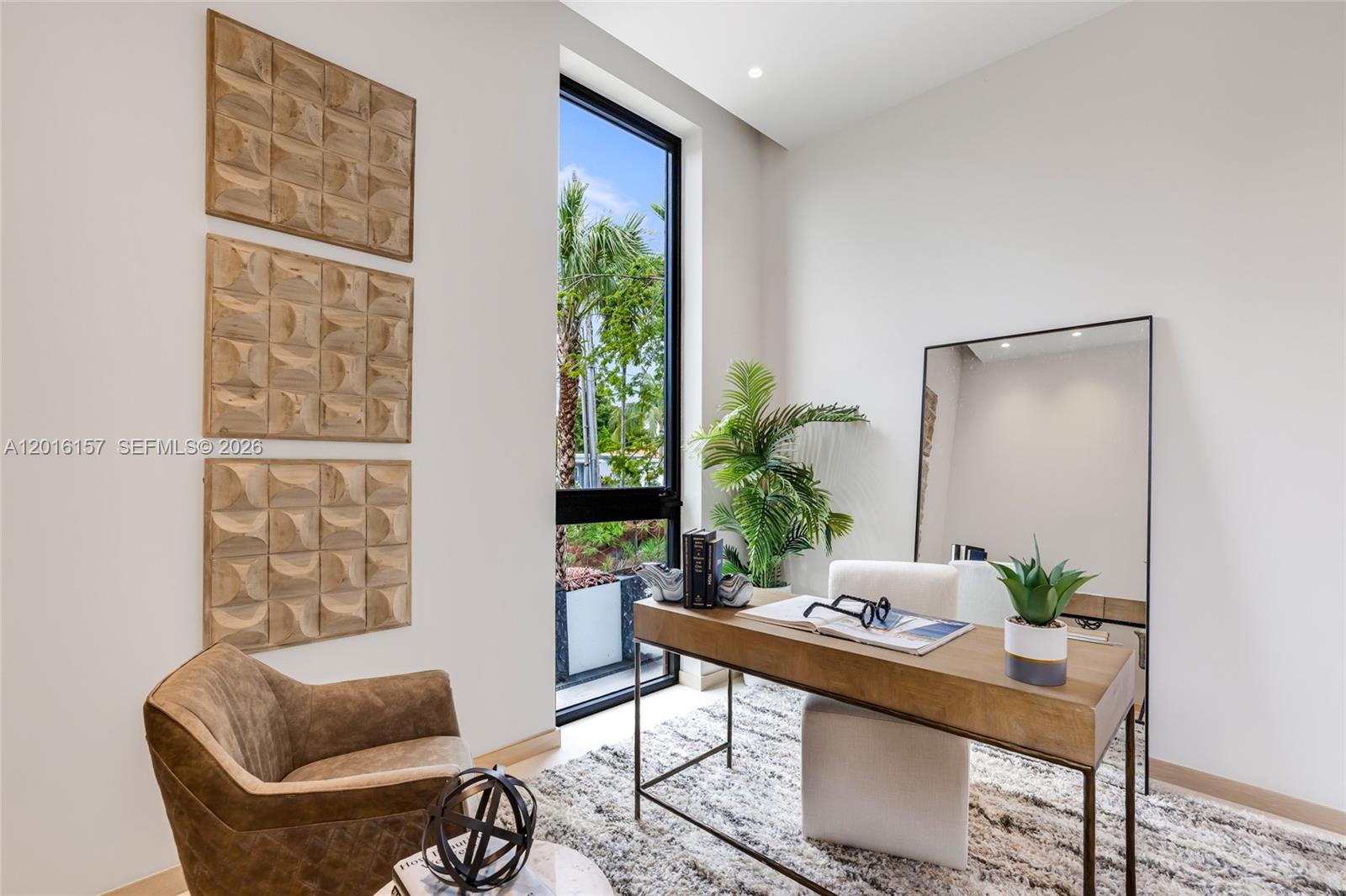 4550 N Jefferson Ave Miami Beach, FL 33140