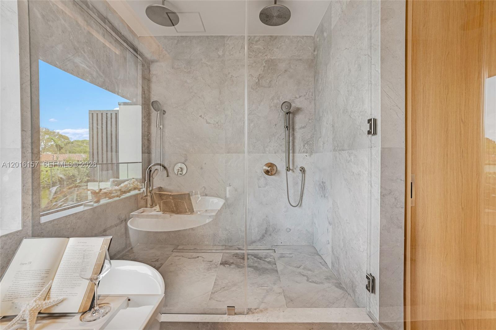 4550 N Jefferson Ave Miami Beach, FL 33140