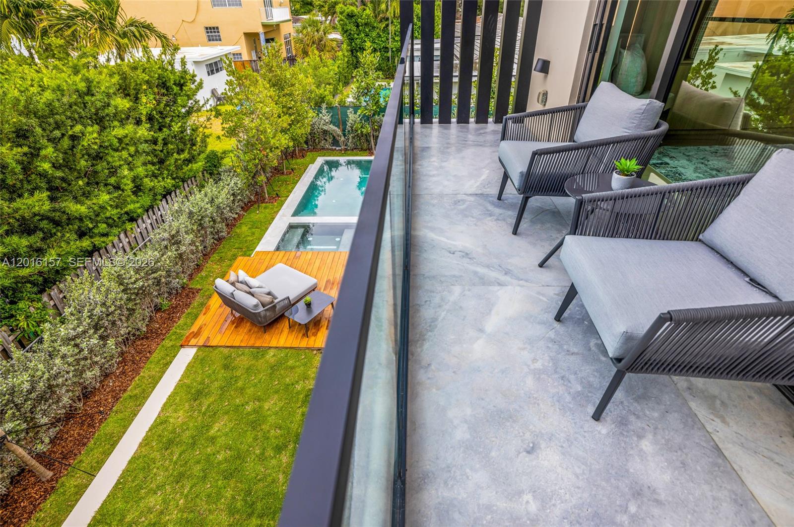 4550 N Jefferson Ave Miami Beach, FL 33140