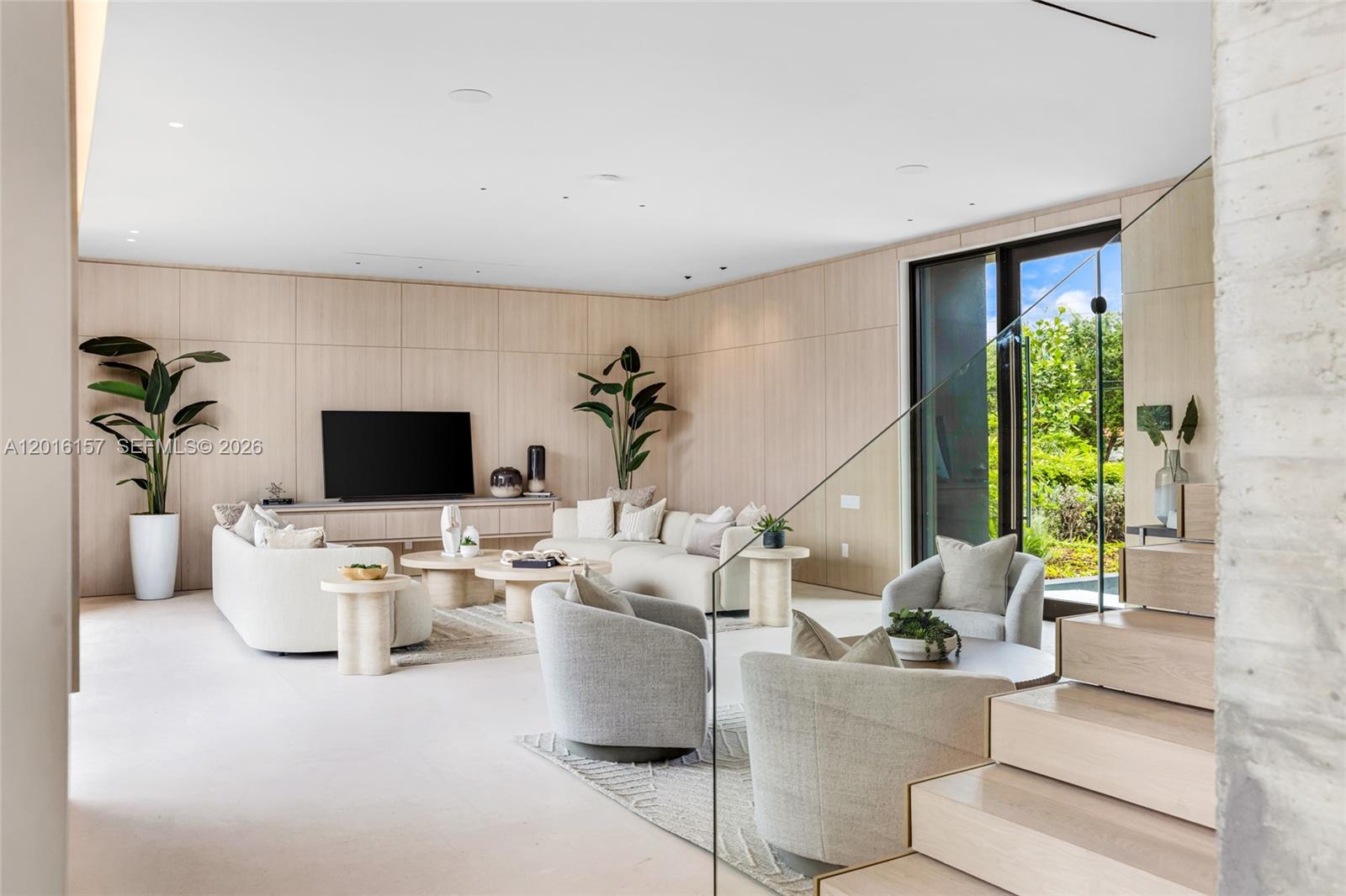 4550 N Jefferson Ave Miami Beach, FL 33140