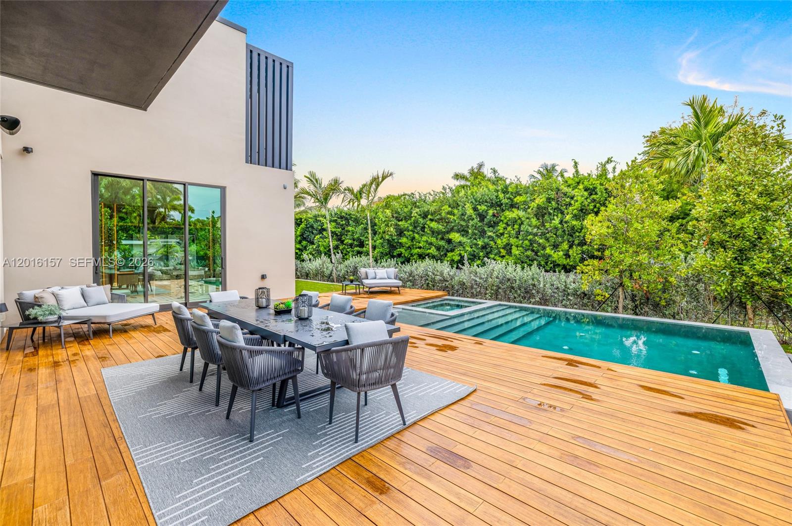 4550 N Jefferson Ave Miami Beach, FL 33140