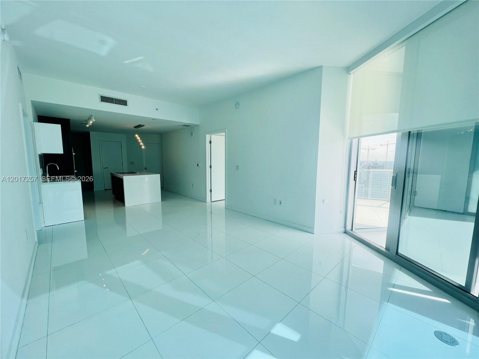 851 NE 1st Ave #2808 Miami, FL 33132