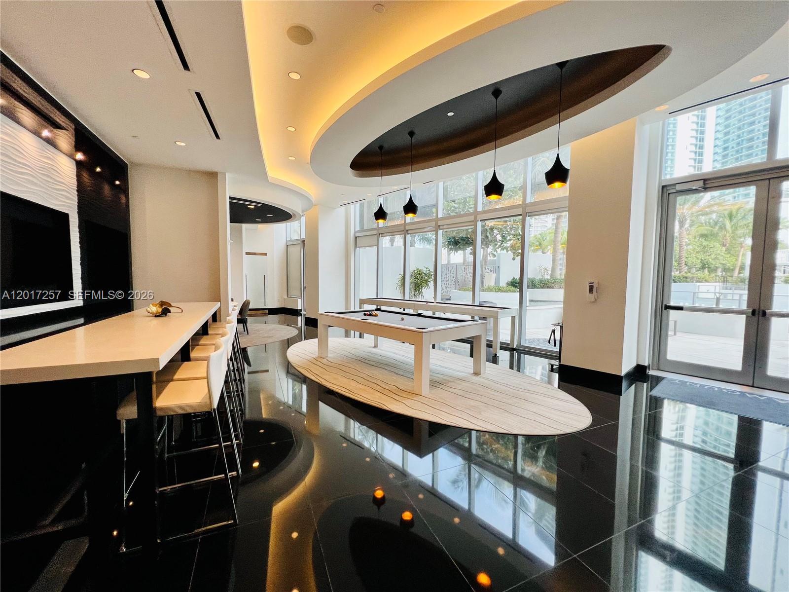 851 NE 1st Ave #2808 Miami, FL 33132