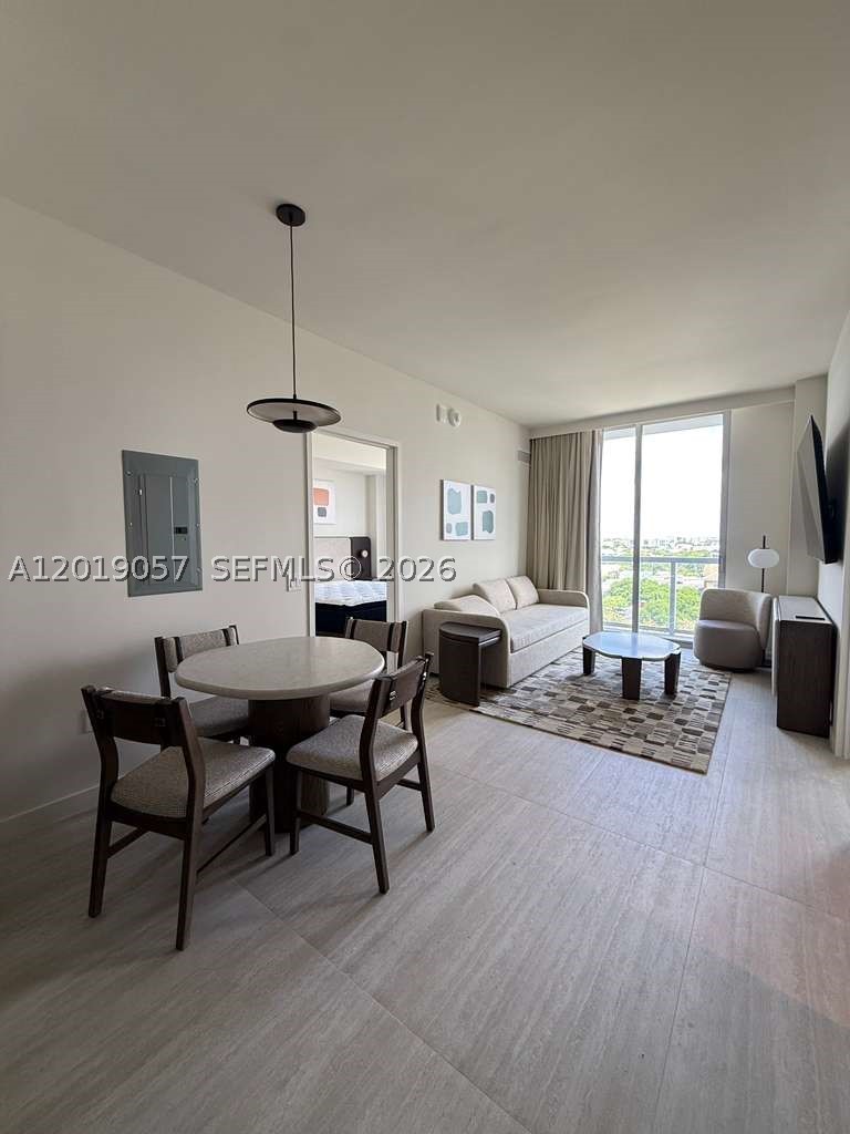 1611 SW 2nd Ave #911
