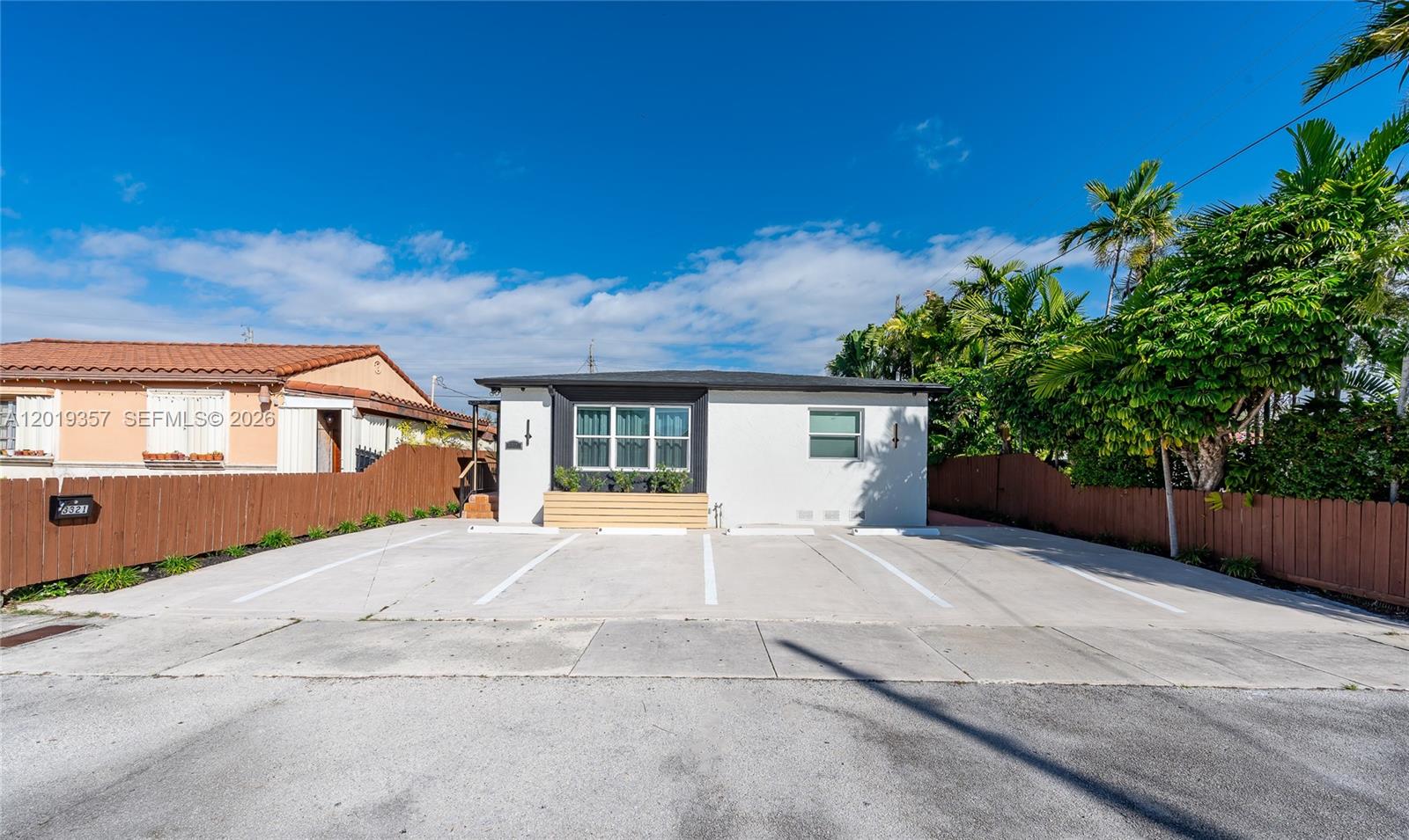 3321 NW 19th Ter
