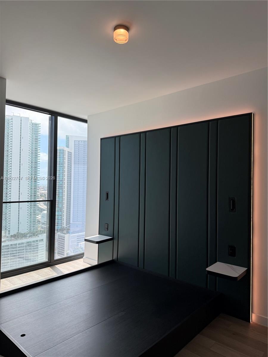 20 NE 11th St #3506 Miami, FL 331
