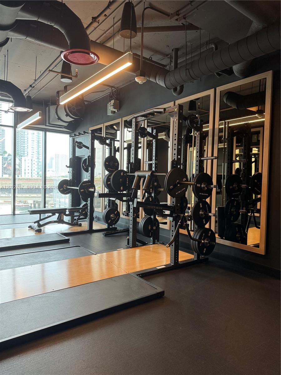20 NE 11th St #3506 Miami, FL 331