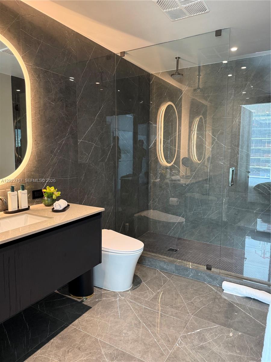 20 NE 11th St #3506 Miami, FL 331