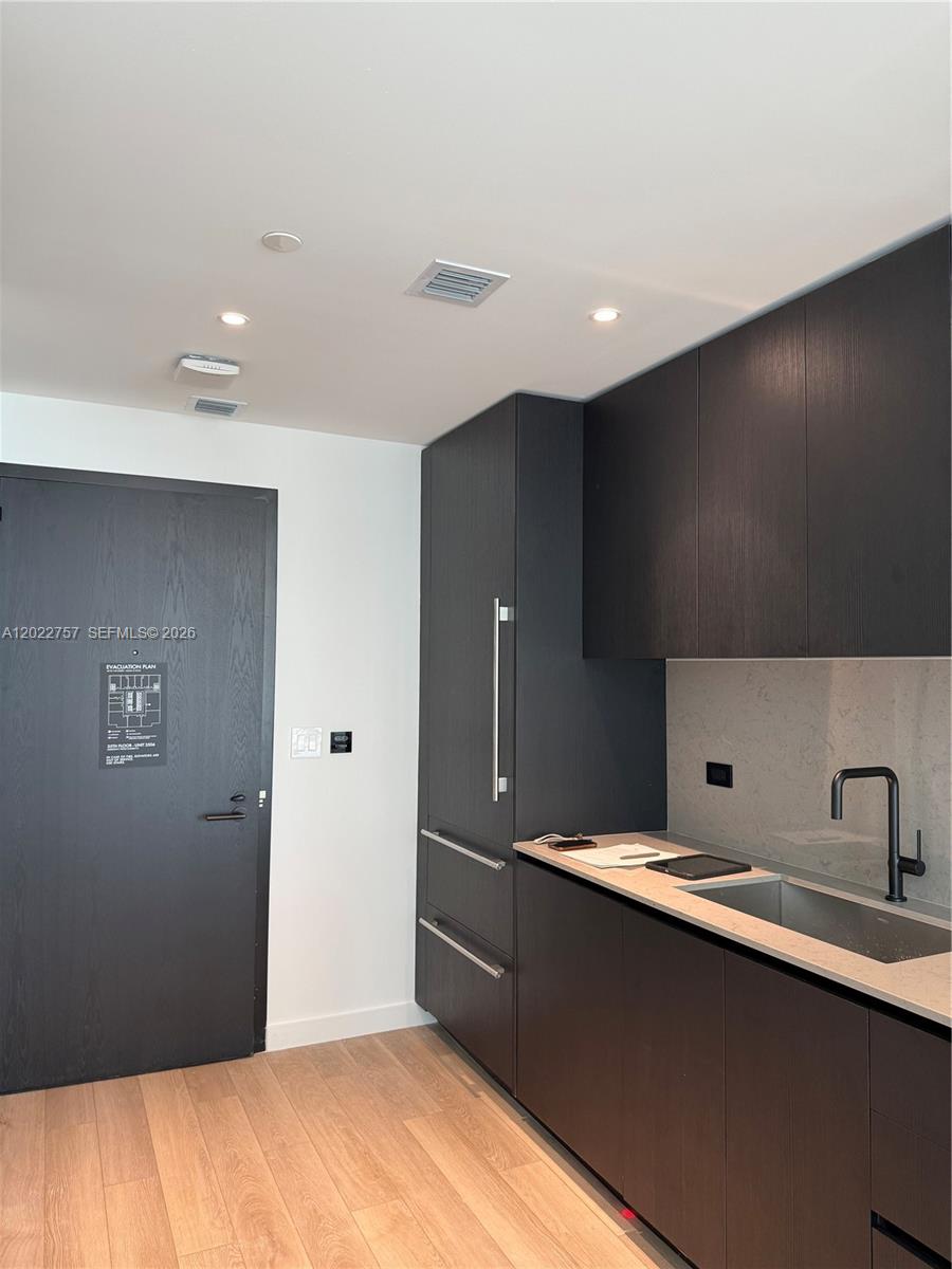 20 NE 11th St #3506 Miami, FL 331