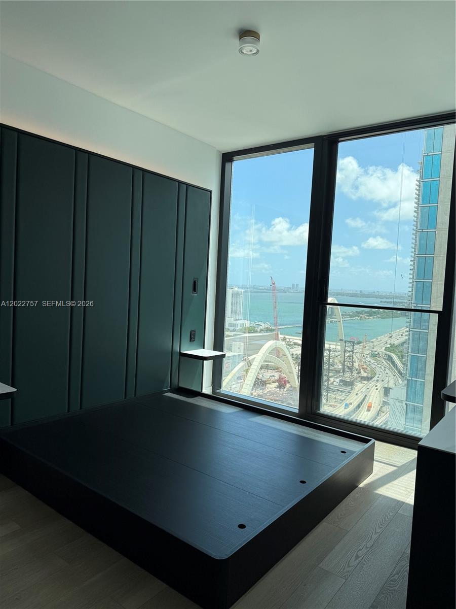 20 NE 11th St #3506 Miami, FL 331