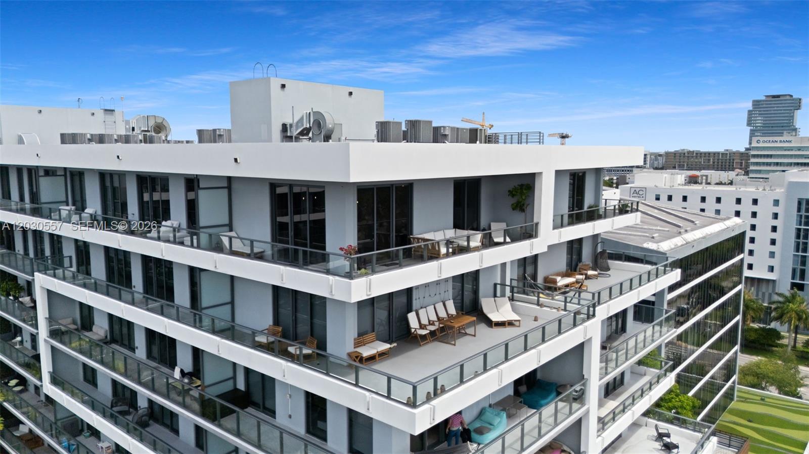 2960 NE 207th #10 Aventura, FL 33180