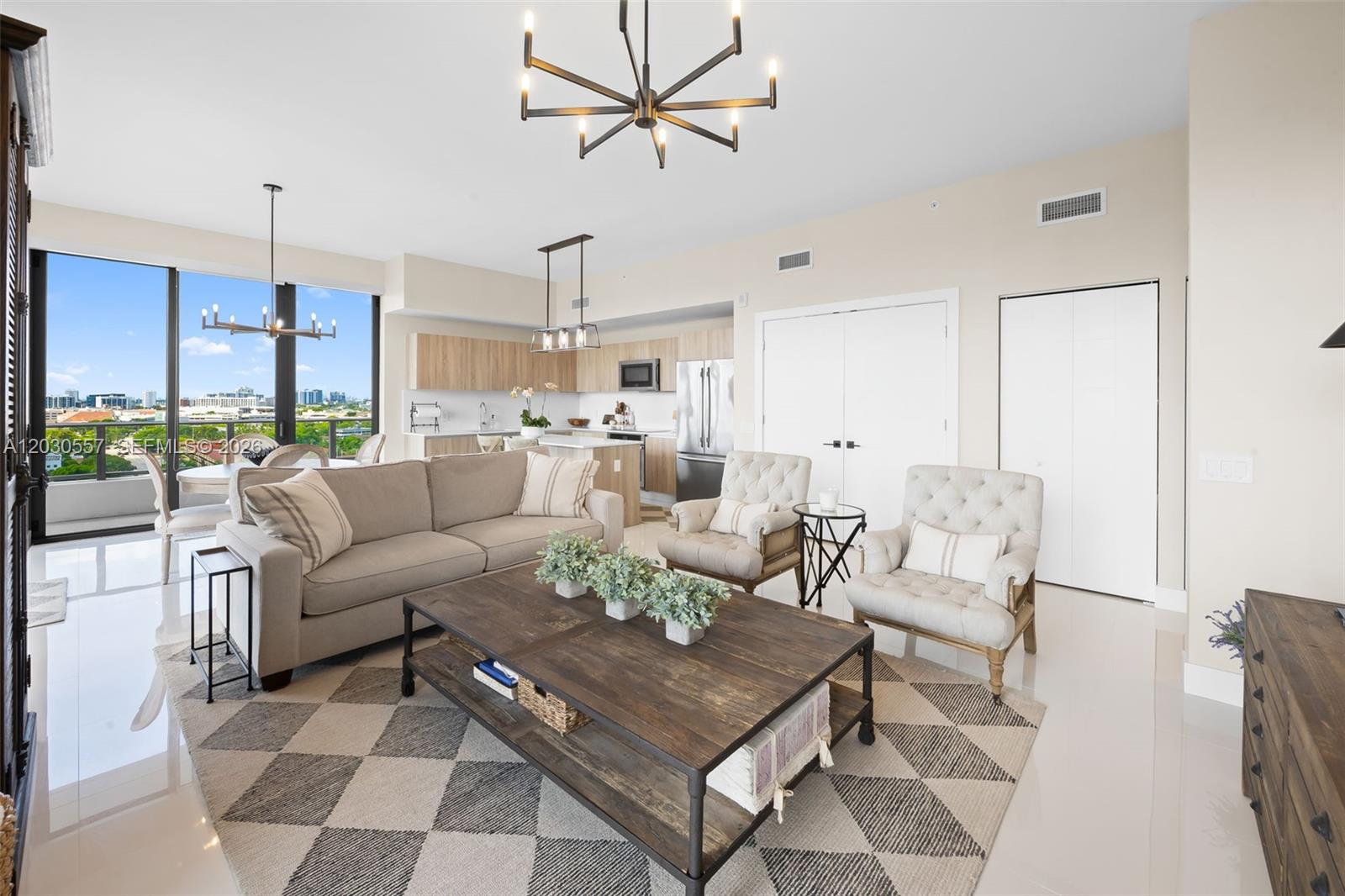 2960 NE 207th #10 Aventura, FL 33180