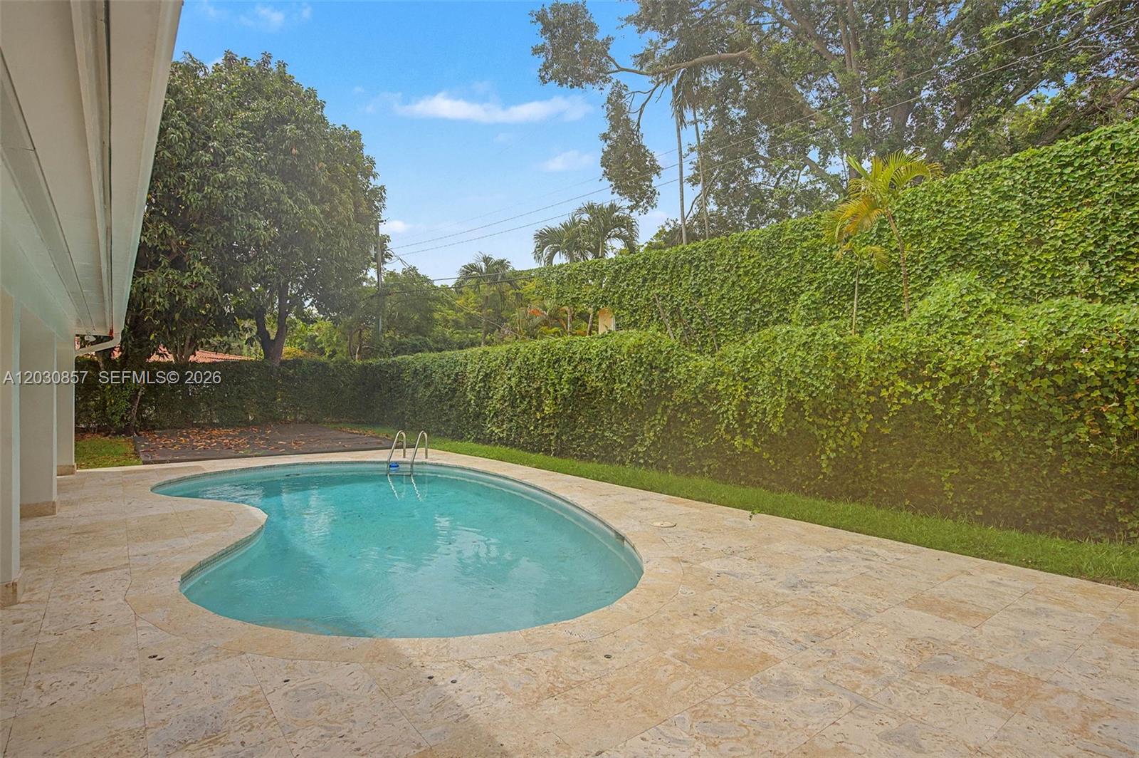 5510 Orduna Dr Coral Gables, FL 33146