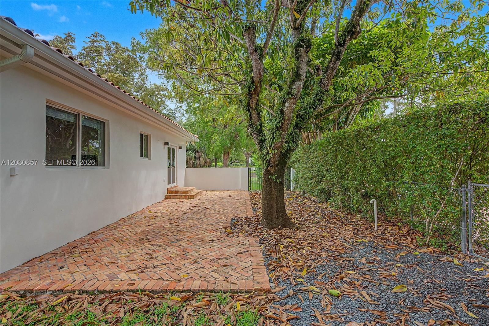 5510 Orduna Dr Coral Gables, FL 33146