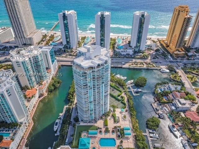 16400 Collins Ave #542
