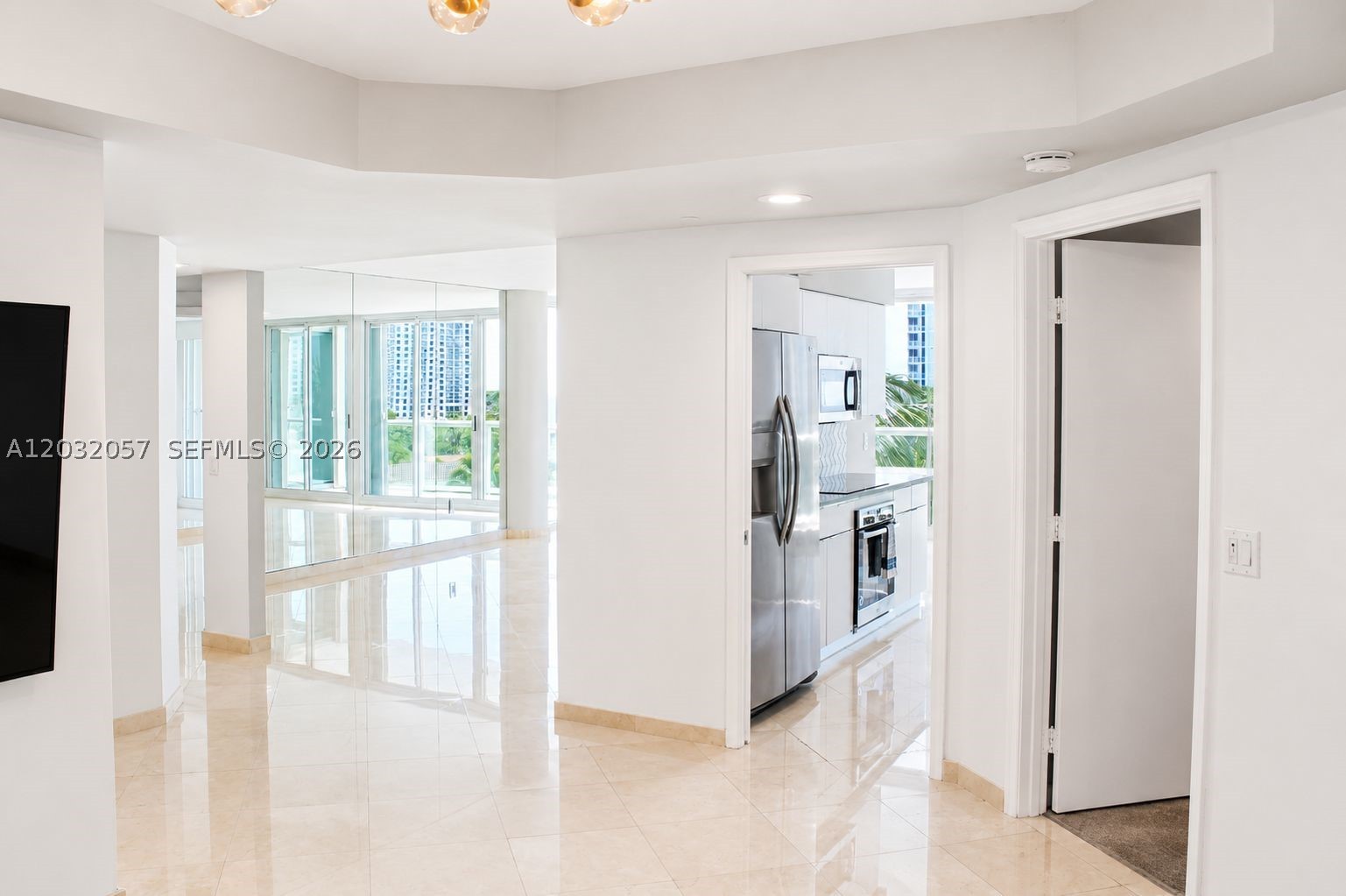 16400 Collins Ave #542 Sunny Isles Beach, FL 33160